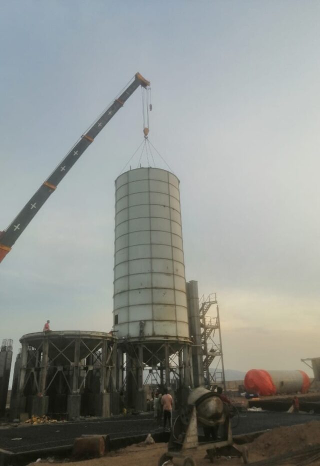 Cement silos erection